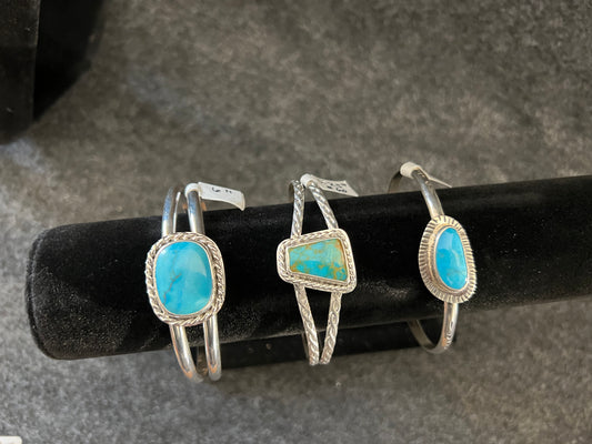 Single Band Silver Cuff Bracelet with Turquoise